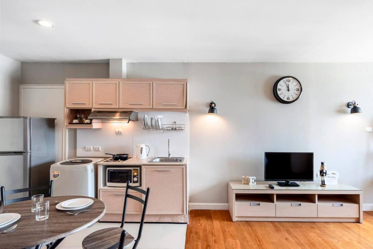 Nara Suite Residence Бангкок Экстерьер фото